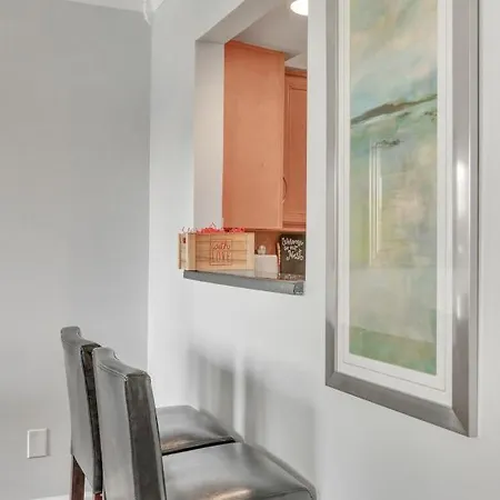 Nash Gold Private Condo - 2Bed, 2Bath, Sleep 6, 25 Min Walk To Broadway And All Nashville Attractions, Pool, Gym Exterior photo