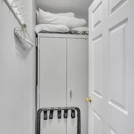 Nash Gold Private Condo - 2Bed, 2Bath, Sleep 6, 25 Min Walk To Broadway And All Nashville Attractions, Pool, Gym Exterior photo